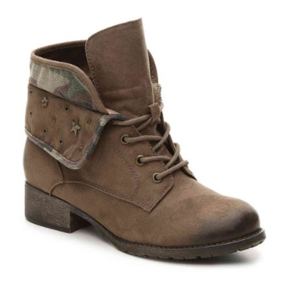 FLASH SALE - TODAY!  Adorable Camouflage Booties - Picture 2 of 5